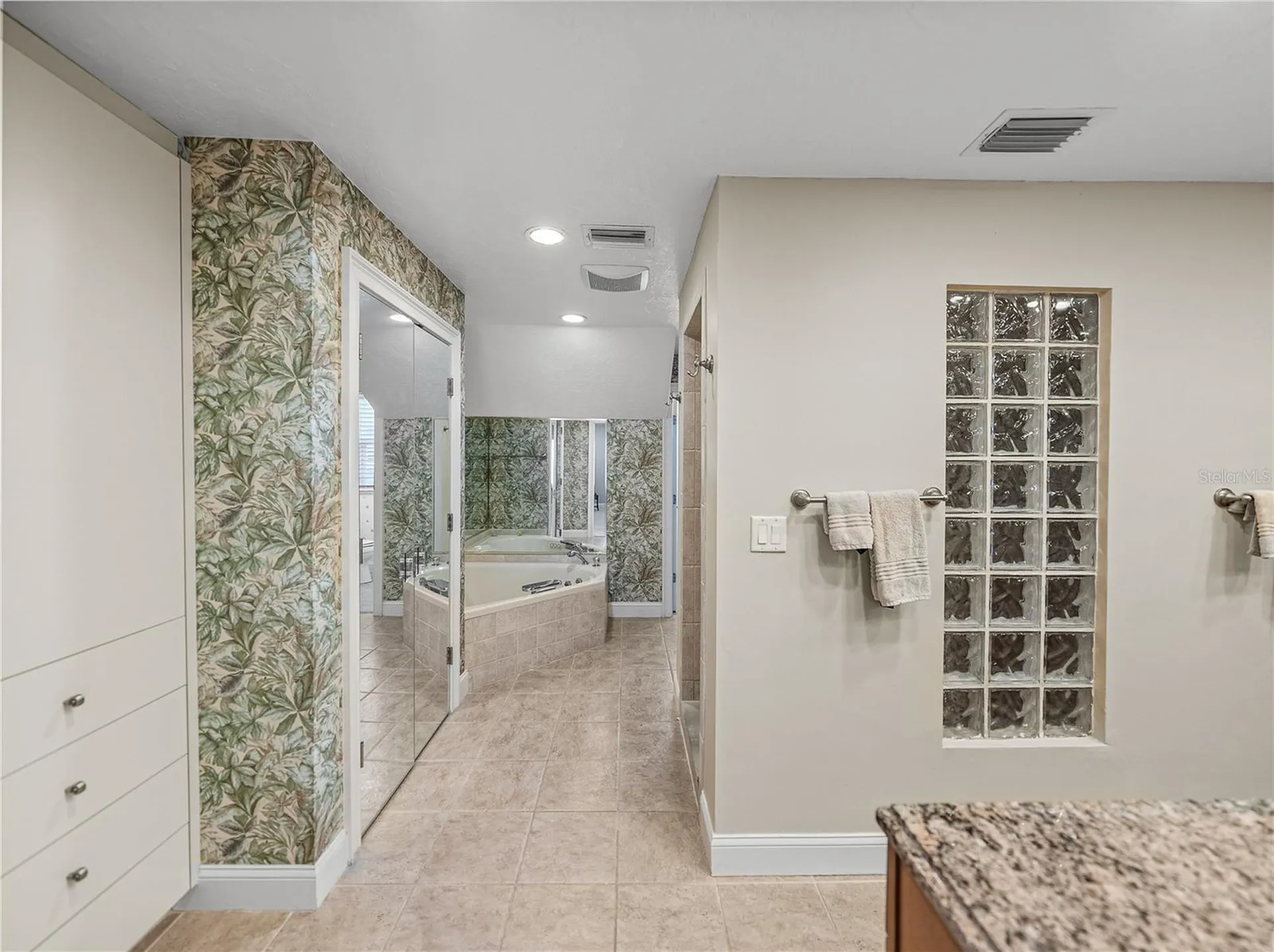 1123 Cypress Point W Winter Haven FL 33884