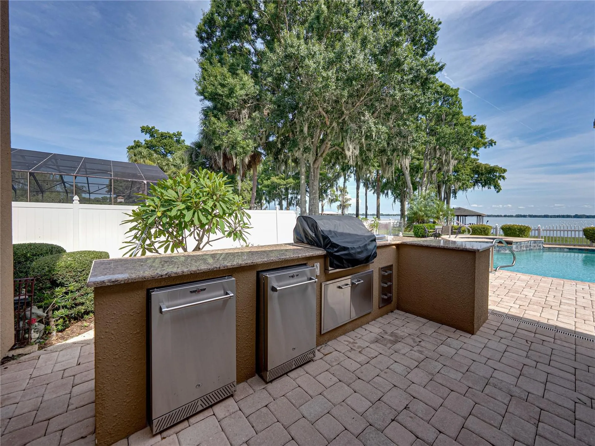 1123 Cypress Point W Winter Haven FL 33884