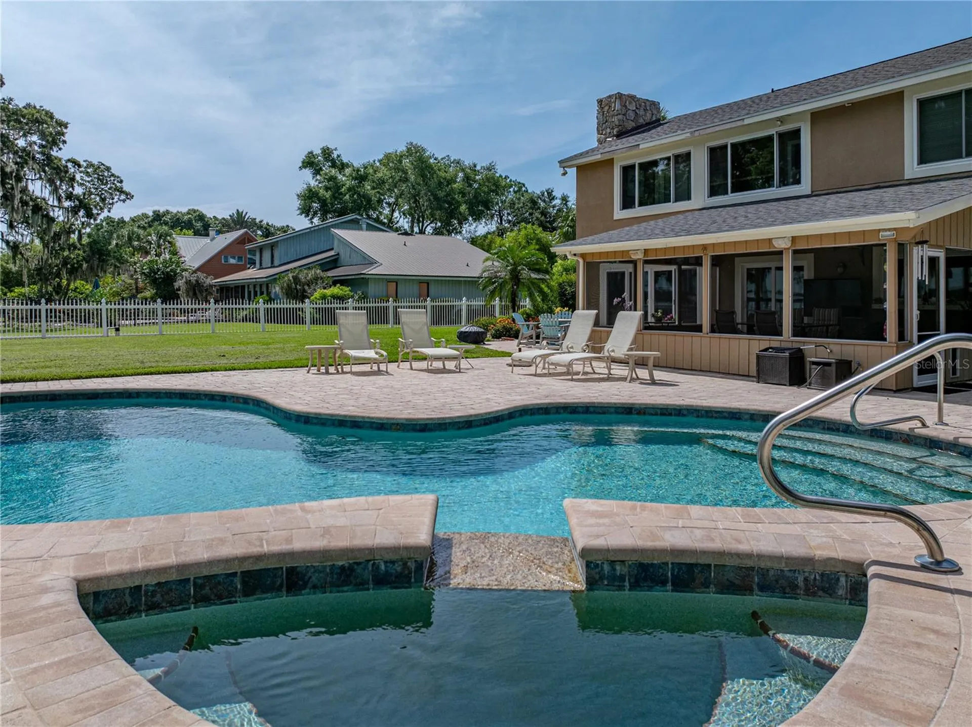1123 Cypress Point W Winter Haven FL 33884
