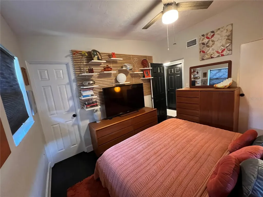 1801 Marilyn Avenue Bradenton FL 34207