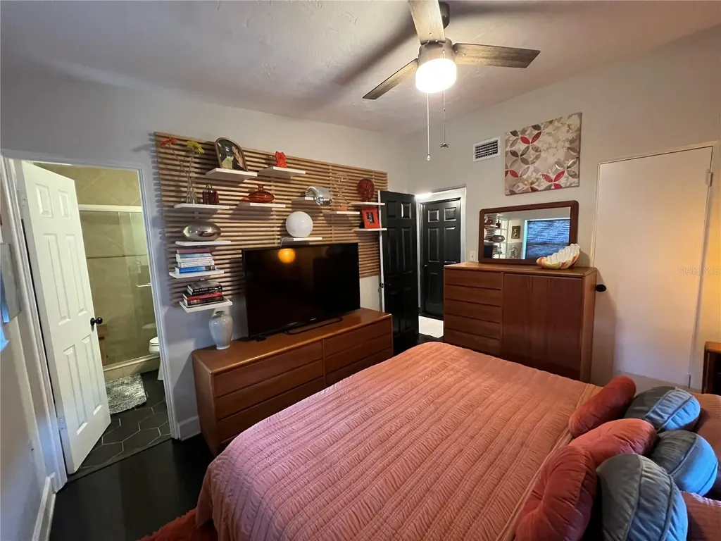 1801 Marilyn Avenue Bradenton FL 34207