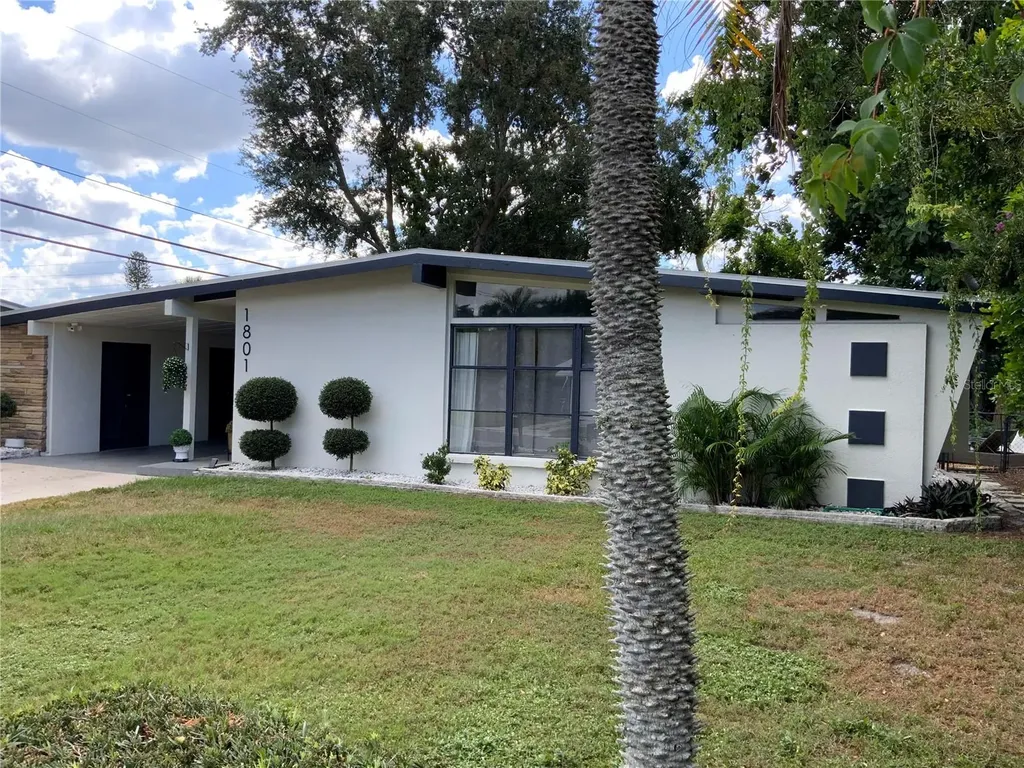 1801 Marilyn Avenue Bradenton FL 34207