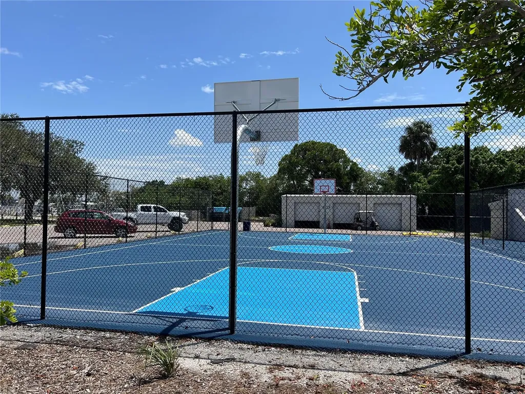1801 Marilyn Avenue Bradenton FL 34207