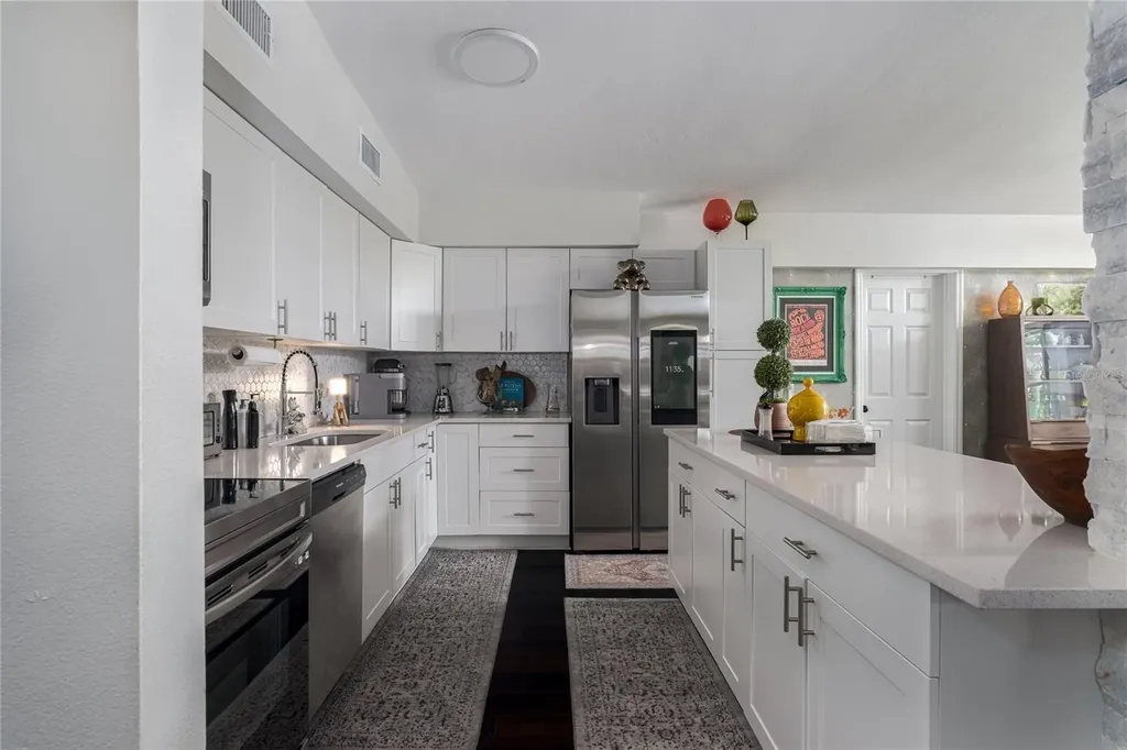 1801 Marilyn Avenue Bradenton FL 34207