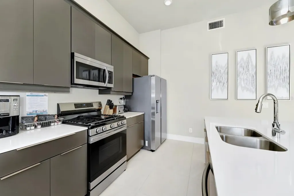 7740 Sandy Ridge Drive Reunion FL 34747