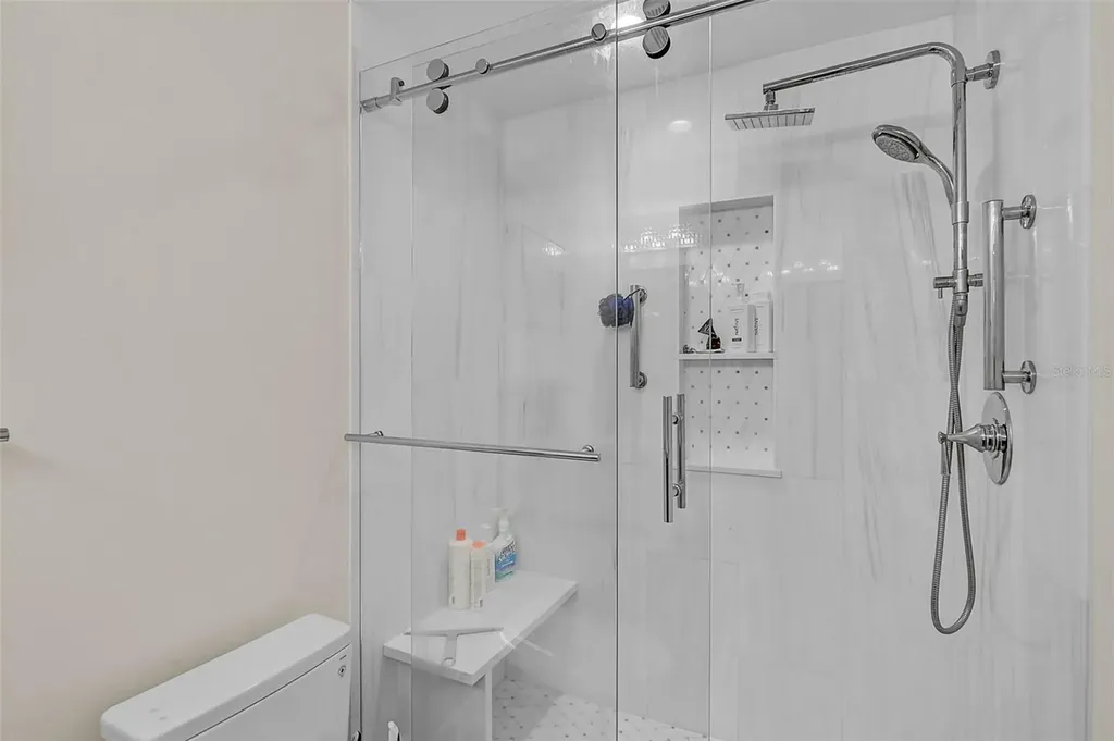 1100 Benjamin Franklin Drive Sarasota FL 34236