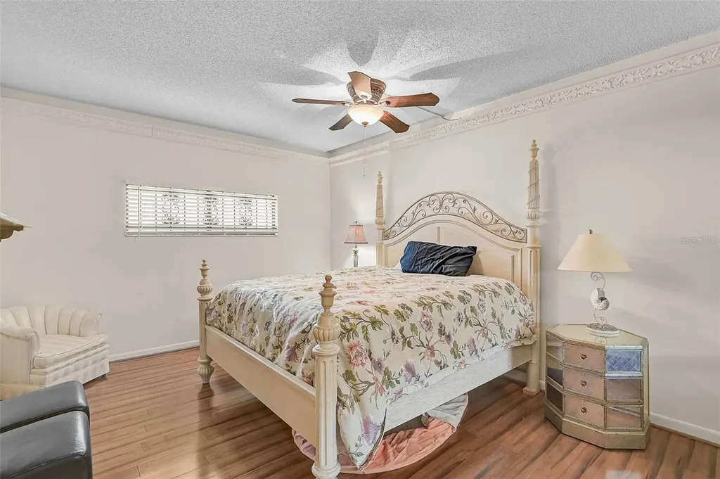 1100 Benjamin Franklin Drive Sarasota FL 34236