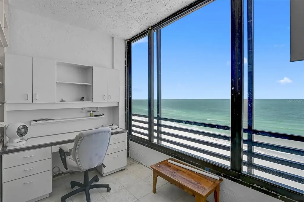 1100 Benjamin Franklin Drive Sarasota FL 34236