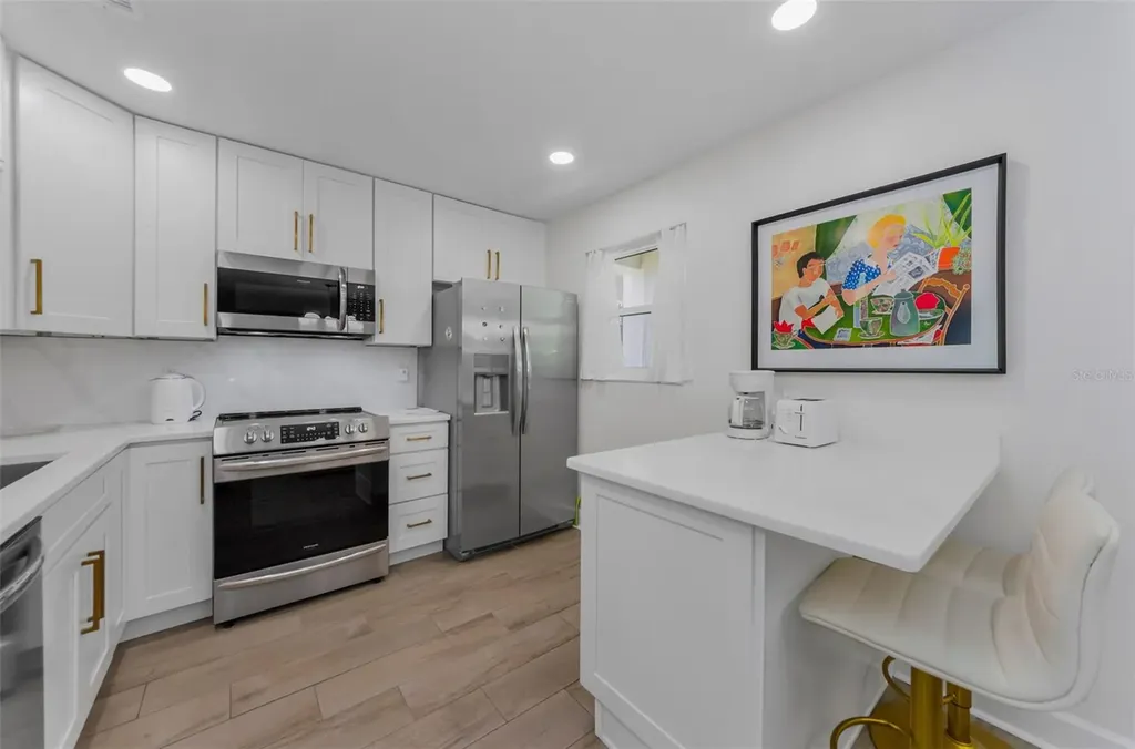 2700 Bayshore Boulevard Dunedin FL 34698