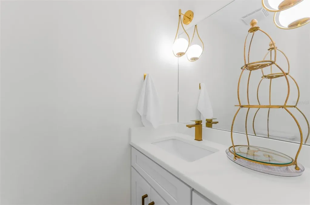 2700 Bayshore Boulevard Dunedin FL 34698