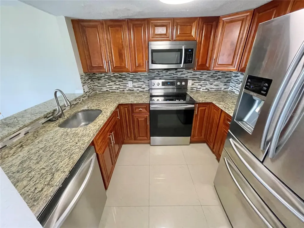 214 Majors Lane Kissimmee FL 34743