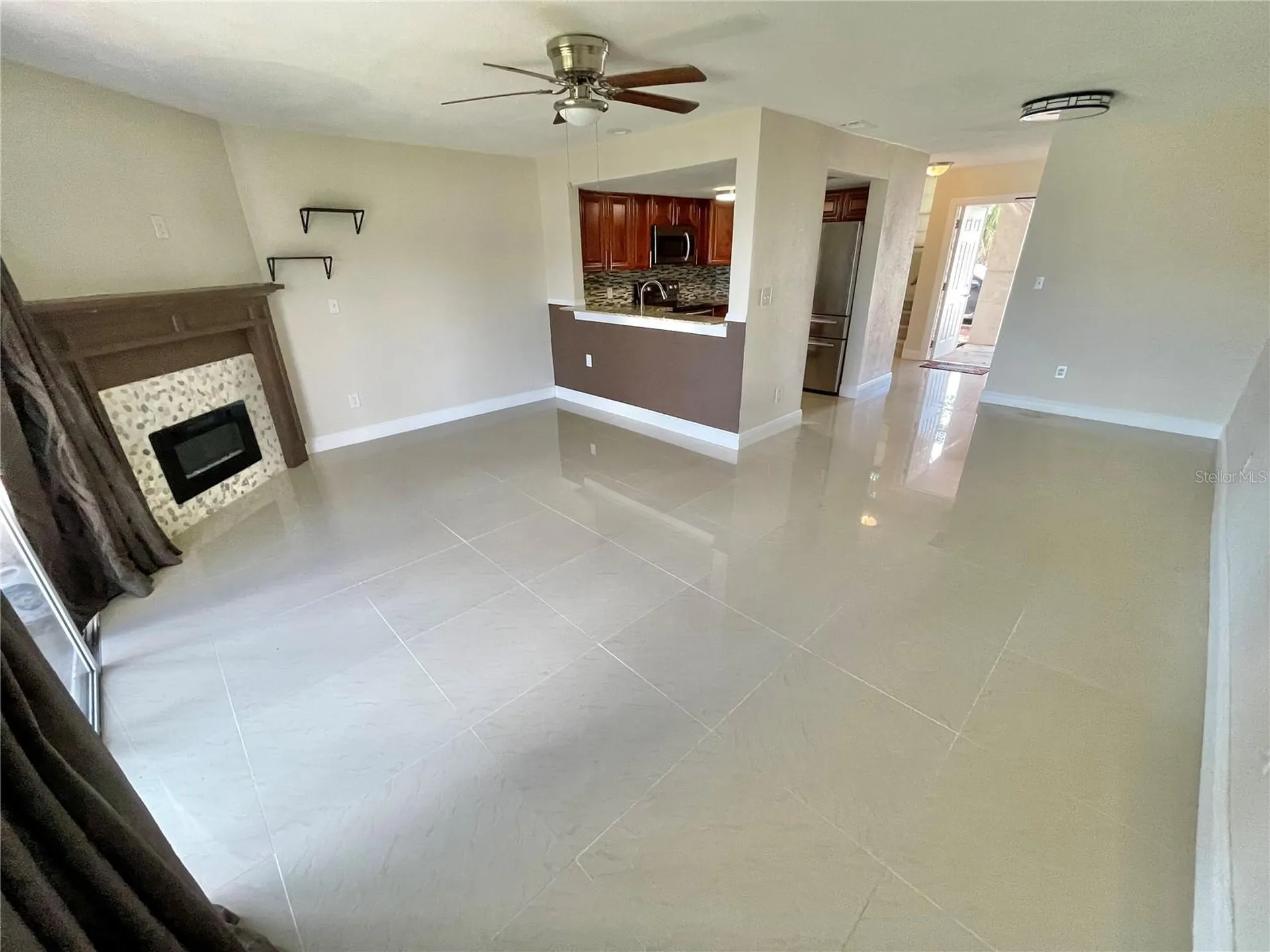 214 Majors Lane Kissimmee FL 34743