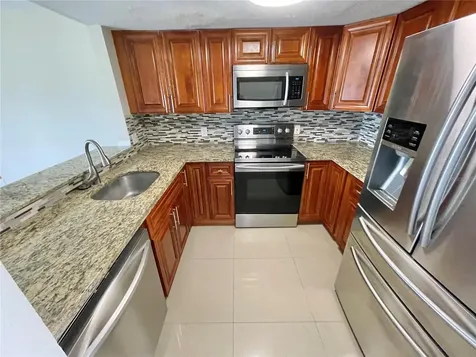 214 Majors Lane Kissimmee FL 34743