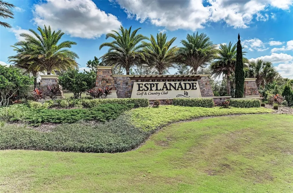 13711 Messina Loop Lakewood Ranch FL 34211