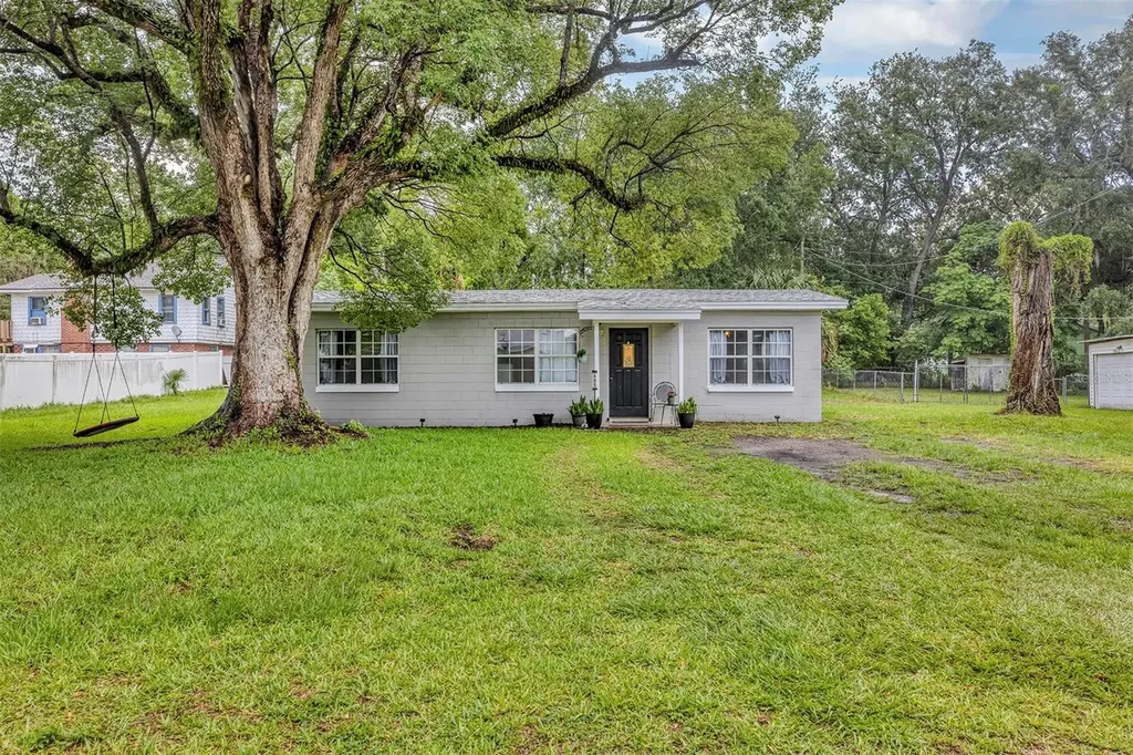 405 Willow Avenue Sanford FL 32771