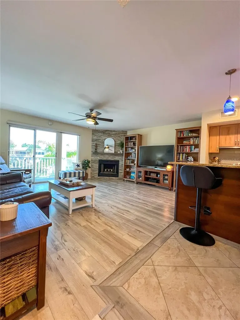 659 Garland Circle Indian Rocks Beach FL 33785