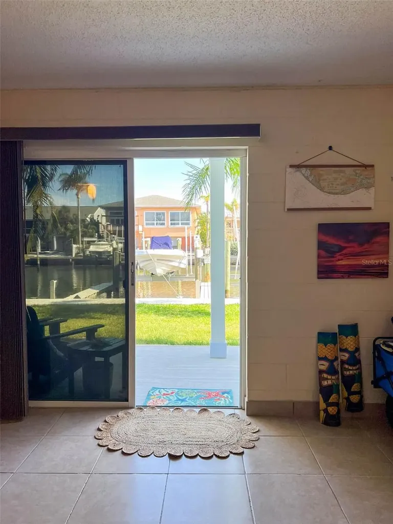 659 Garland Circle Indian Rocks Beach FL 33785