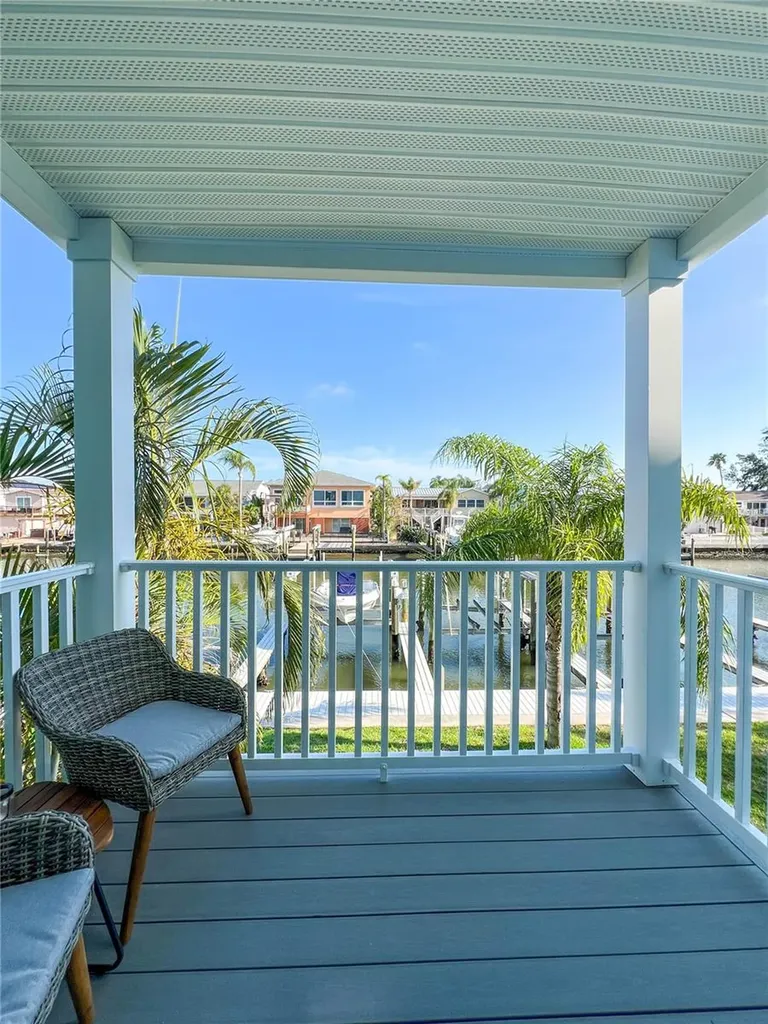 659 Garland Circle Indian Rocks Beach FL 33785