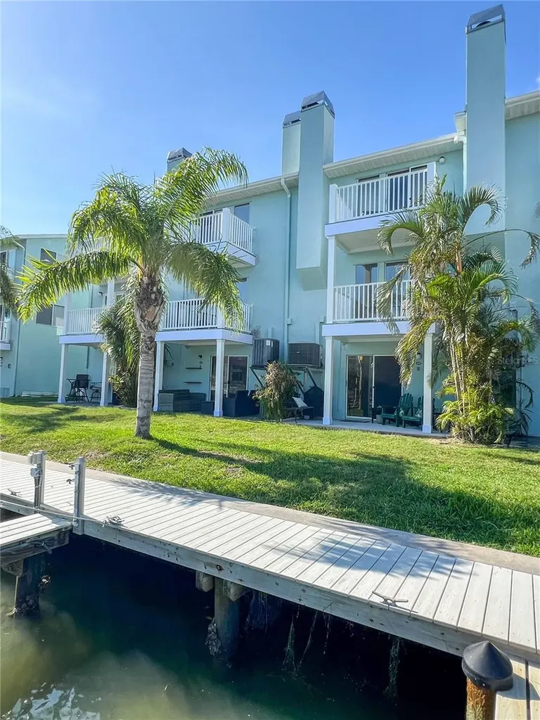 659 Garland Circle Indian Rocks Beach FL 33785