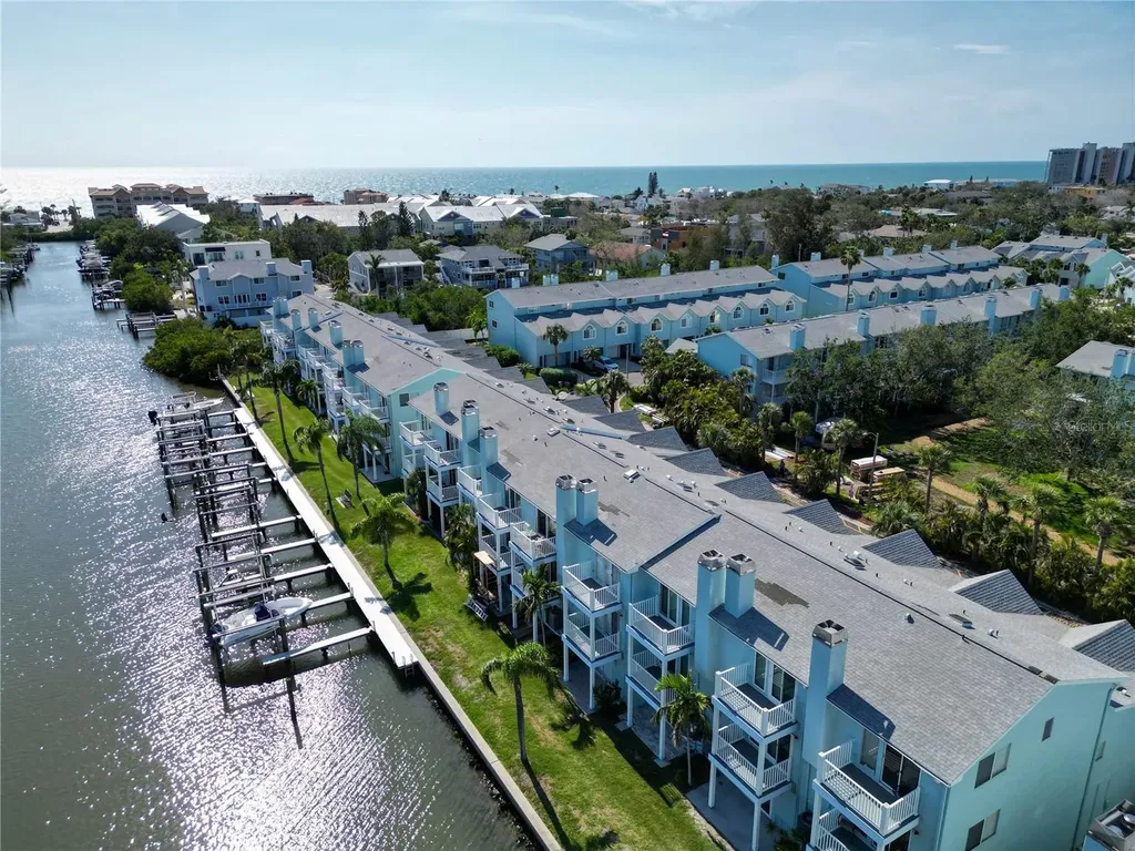 659 Garland Circle Indian Rocks Beach FL 33785