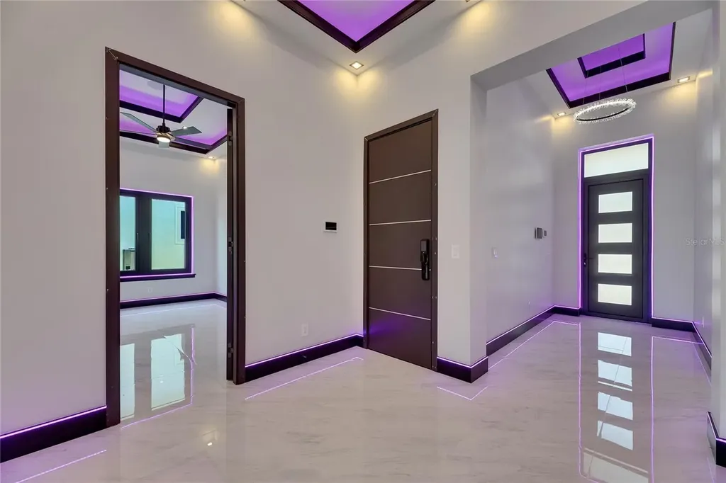 6532 Simone Shores Circle Apollo Beach FL 33572