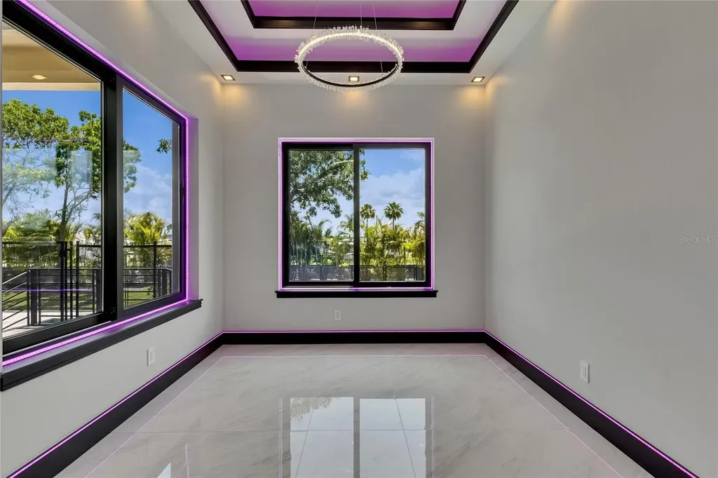 6532 Simone Shores Circle Apollo Beach FL 33572