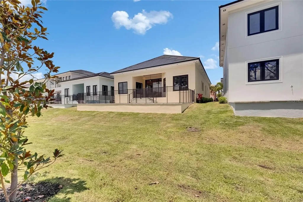 6532 Simone Shores Circle Apollo Beach FL 33572
