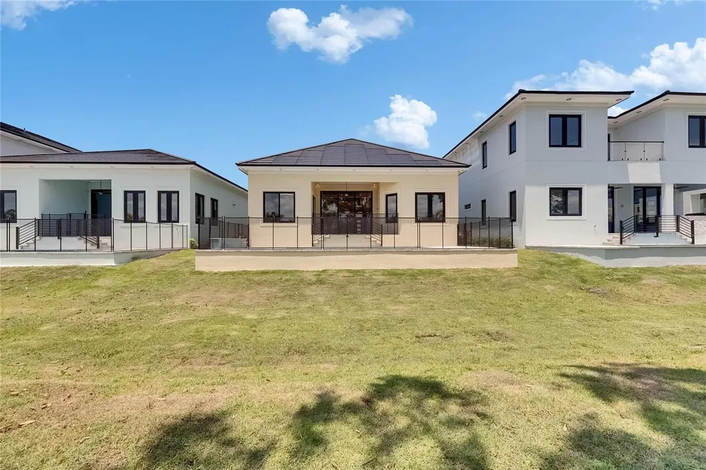 6532 Simone Shores Circle Apollo Beach FL 33572