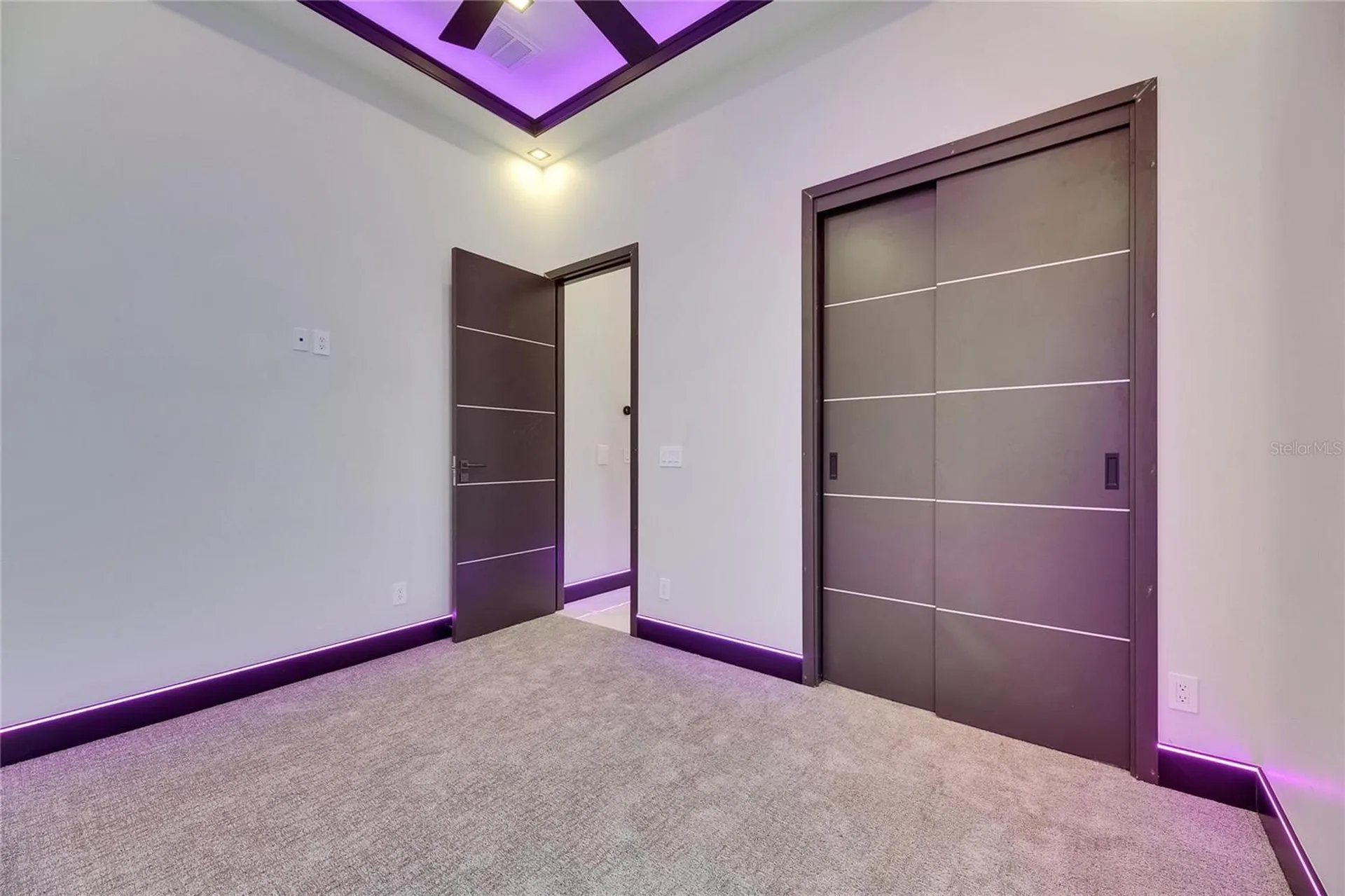 6532 Simone Shores Circle Apollo Beach FL 33572