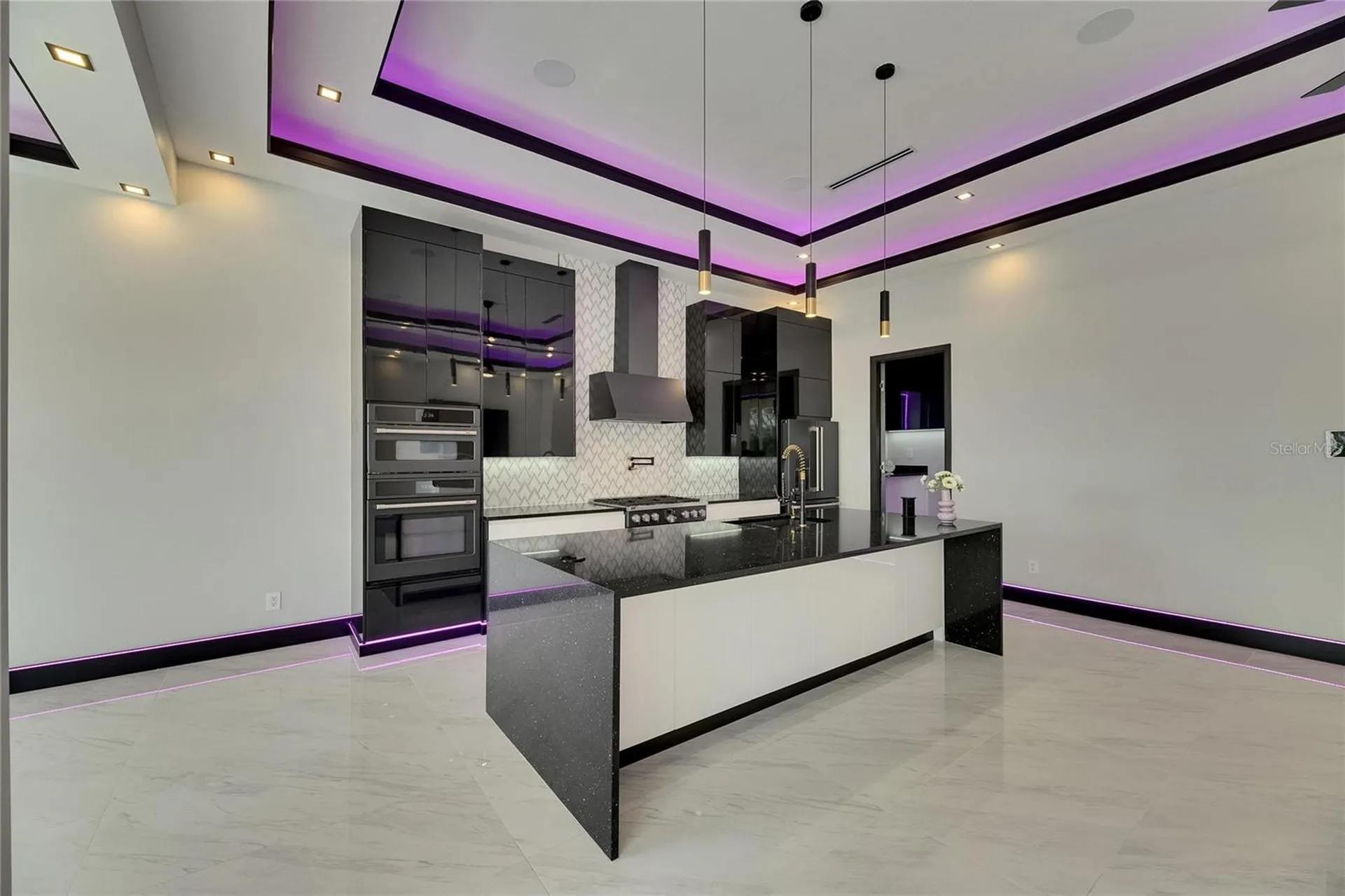 6532 Simone Shores Circle Apollo Beach FL 33572