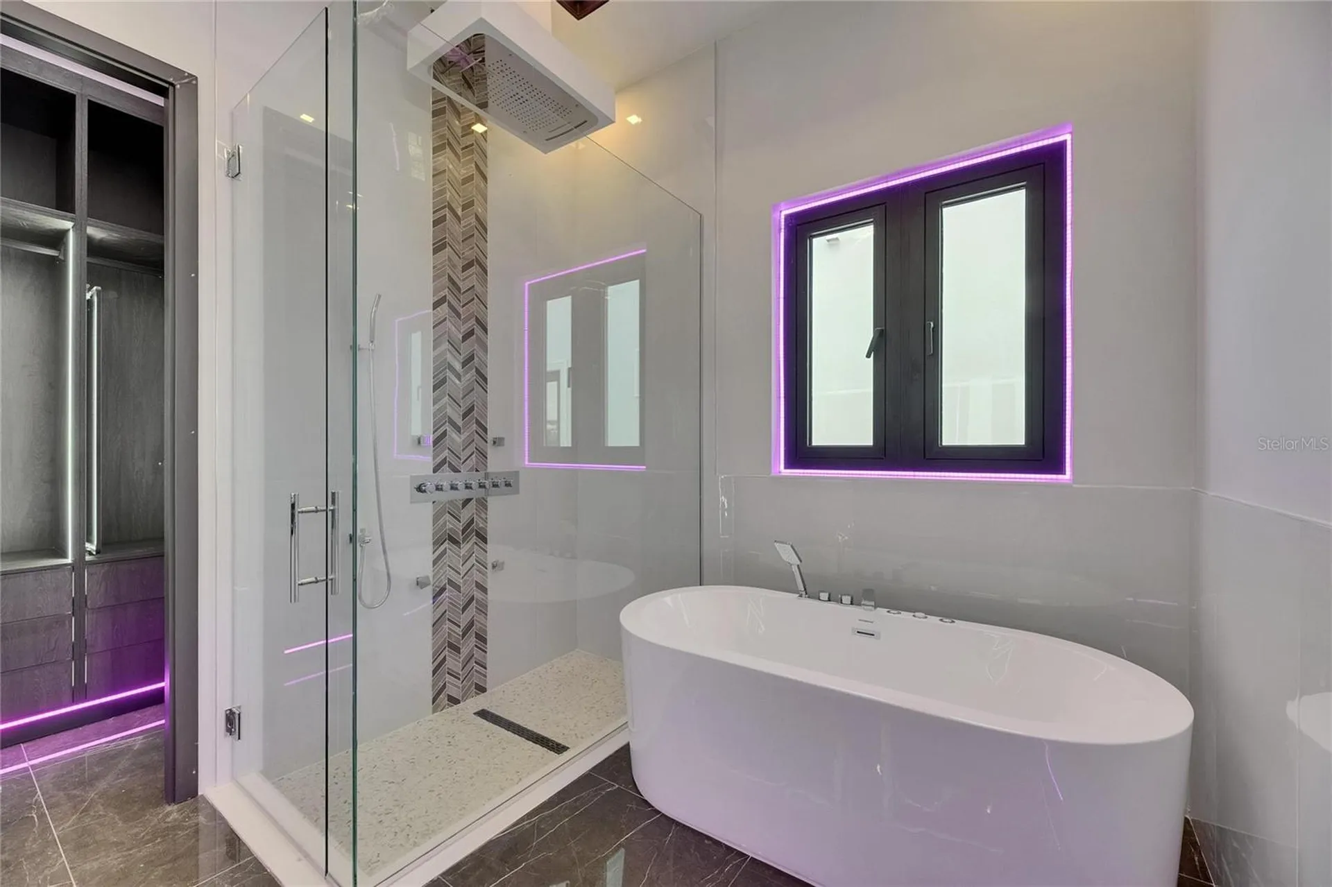 6532 Simone Shores Circle Apollo Beach FL 33572