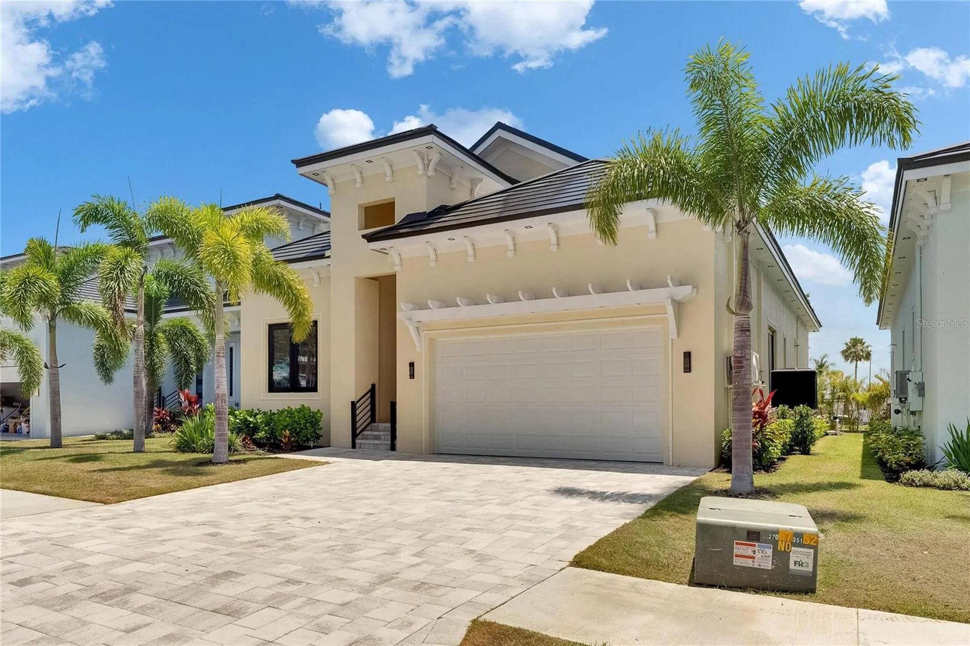 6532 Simone Shores Circle Apollo Beach FL 33572