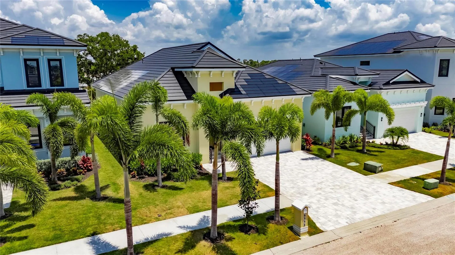 6532 Simone Shores Circle Apollo Beach FL 33572