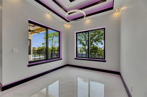 6532 Simone Shores Circle Apollo Beach FL 33572