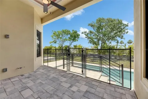 6532 Simone Shores Circle Apollo Beach FL 33572