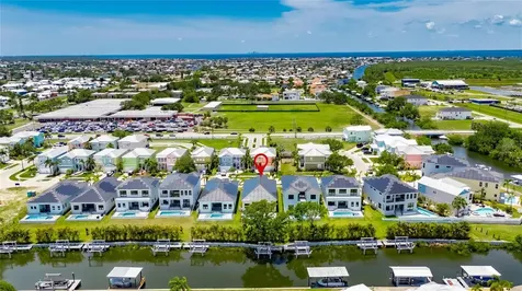 6532 Simone Shores Circle Apollo Beach FL 33572