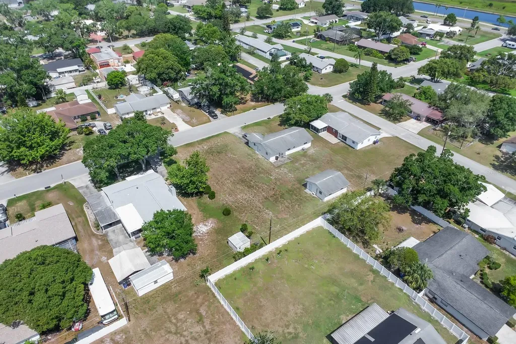 Delaware Avenue St Cloud FL 34769