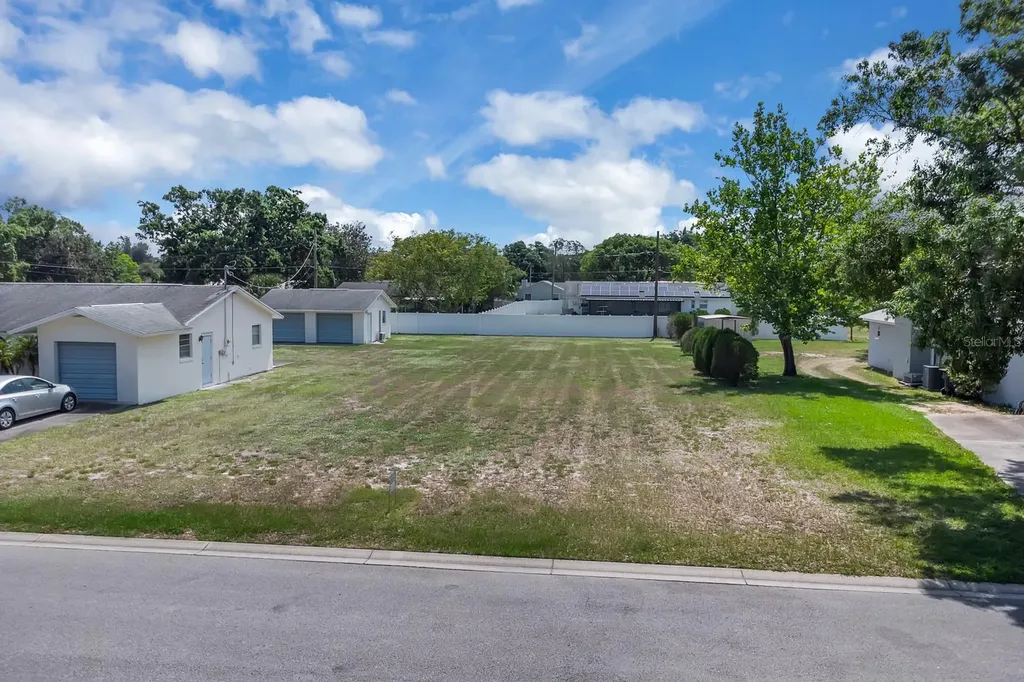 Delaware Avenue St Cloud FL 34769