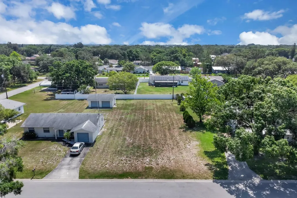 Delaware Avenue St Cloud FL 34769