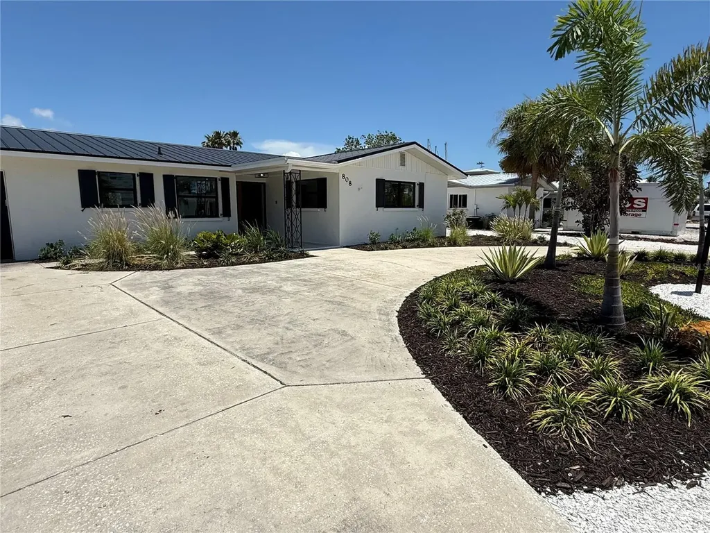 808 25th Avenue W Palmetto FL 34221
