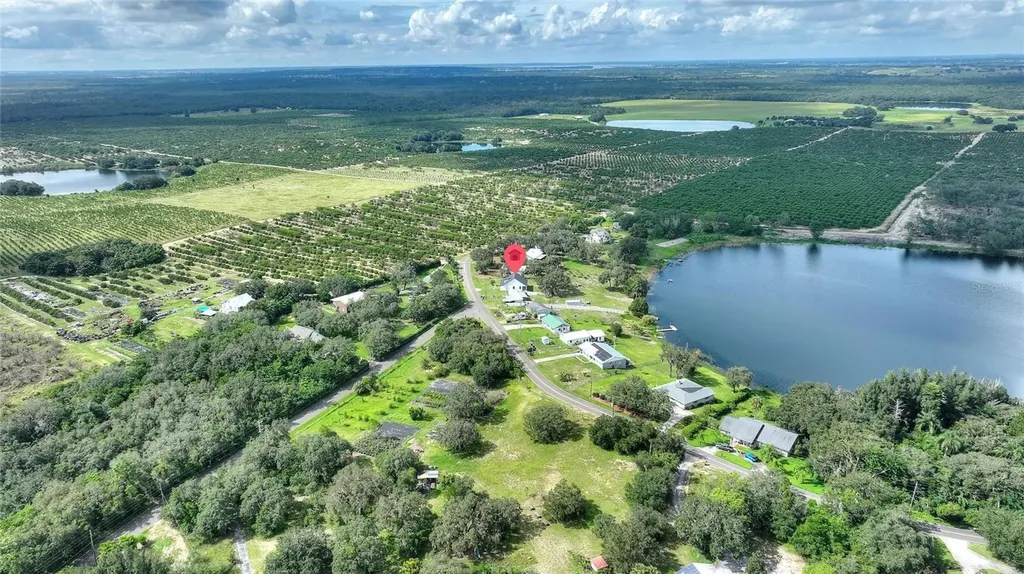 1042 Golden Bough Road Lake Wales FL 33898