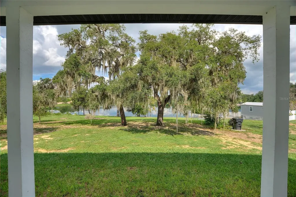 1042 Golden Bough Road Lake Wales FL 33898
