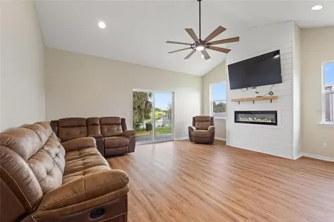 1042 Golden Bough Road Lake Wales FL 33898