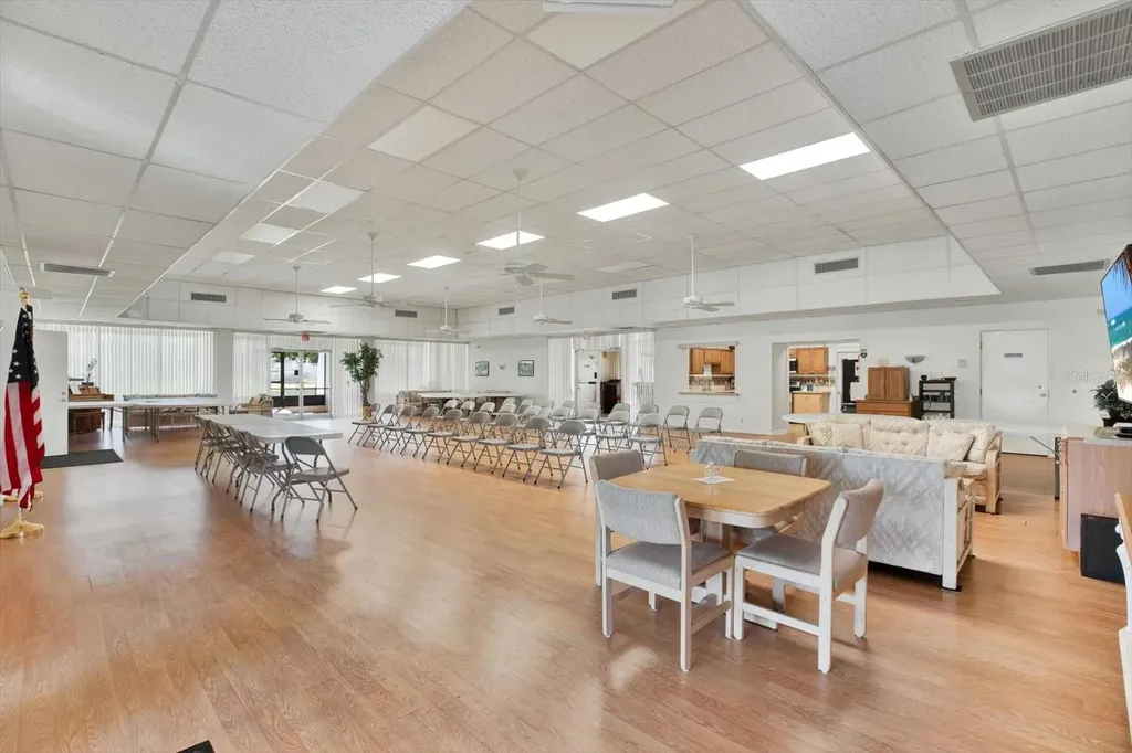 3229 40th Lane S St Petersburg FL 33711