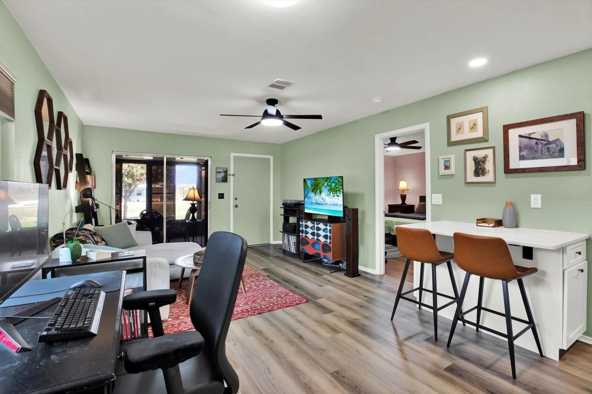 3229 40th Lane S St Petersburg FL 33711
