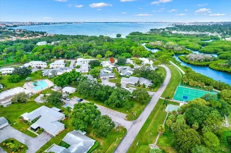 3229 40th Lane S St Petersburg FL 33711