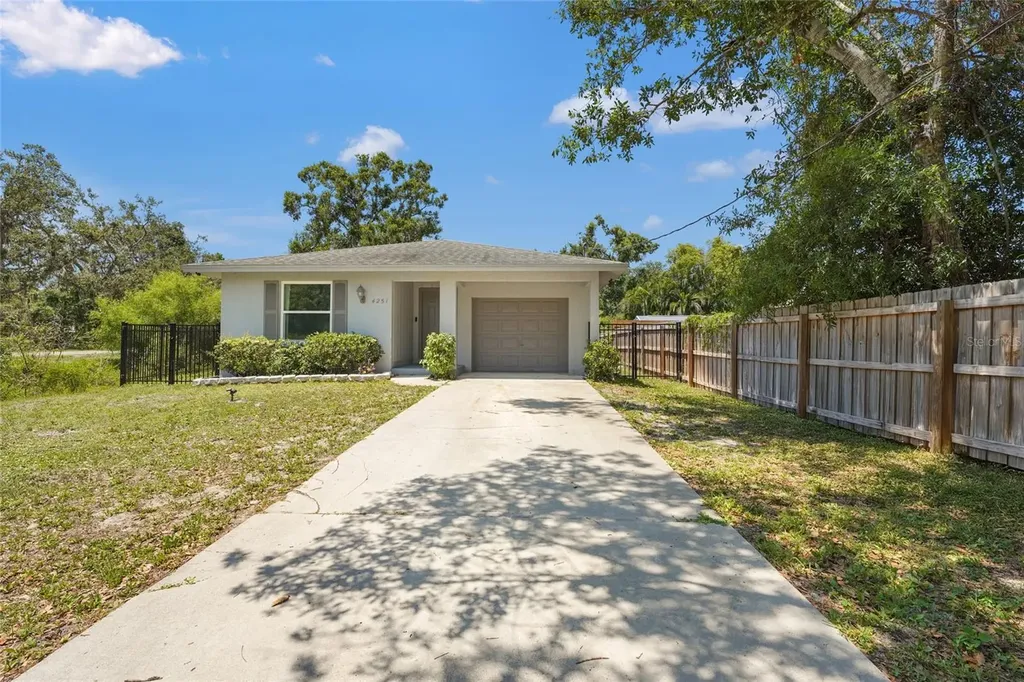 4251 Austin Street Sarasota FL 34233