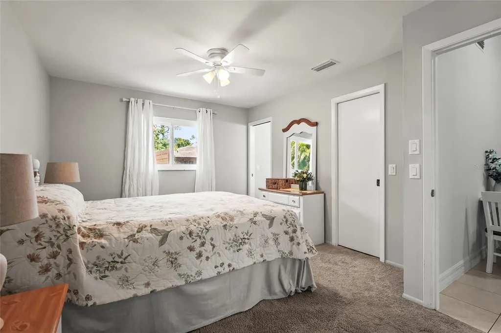 4251 Austin Street Sarasota FL 34233