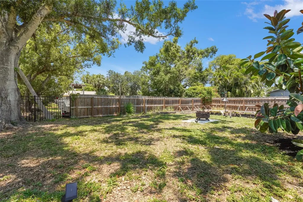 4251 Austin Street Sarasota FL 34233
