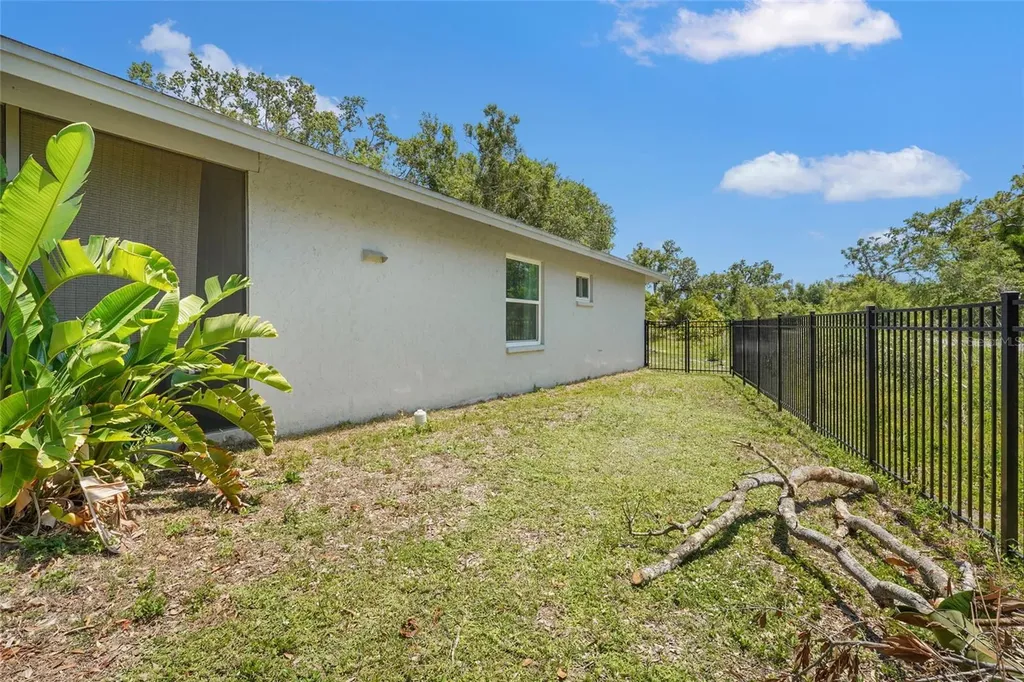 4251 Austin Street Sarasota FL 34233